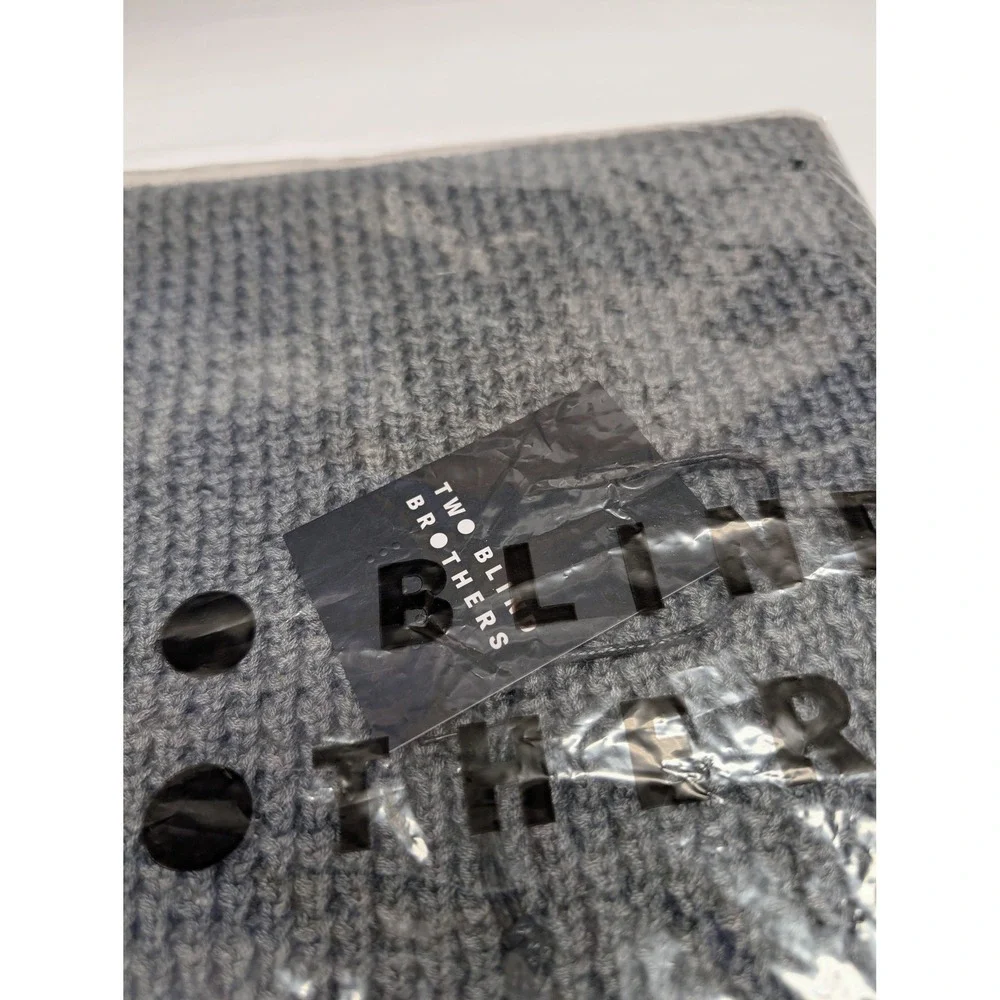 Two‎ Blind Brothers Waffle Knit Scarf Unisex Gray Winter Cozy Ethical New